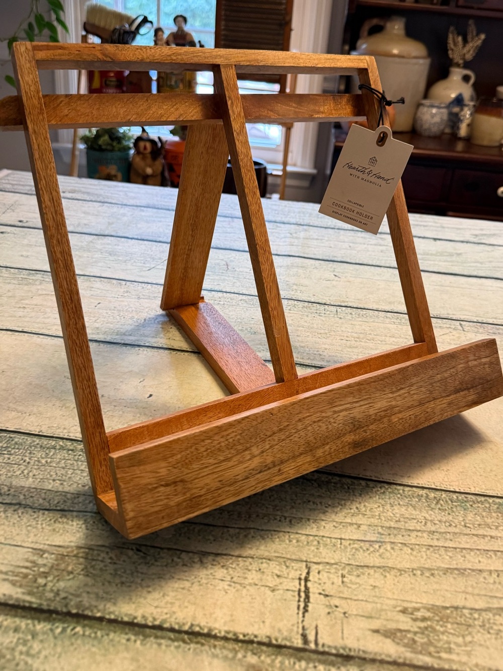 NWT 2020 Hearth & Hand Magnolia collapsible cookbook holder.